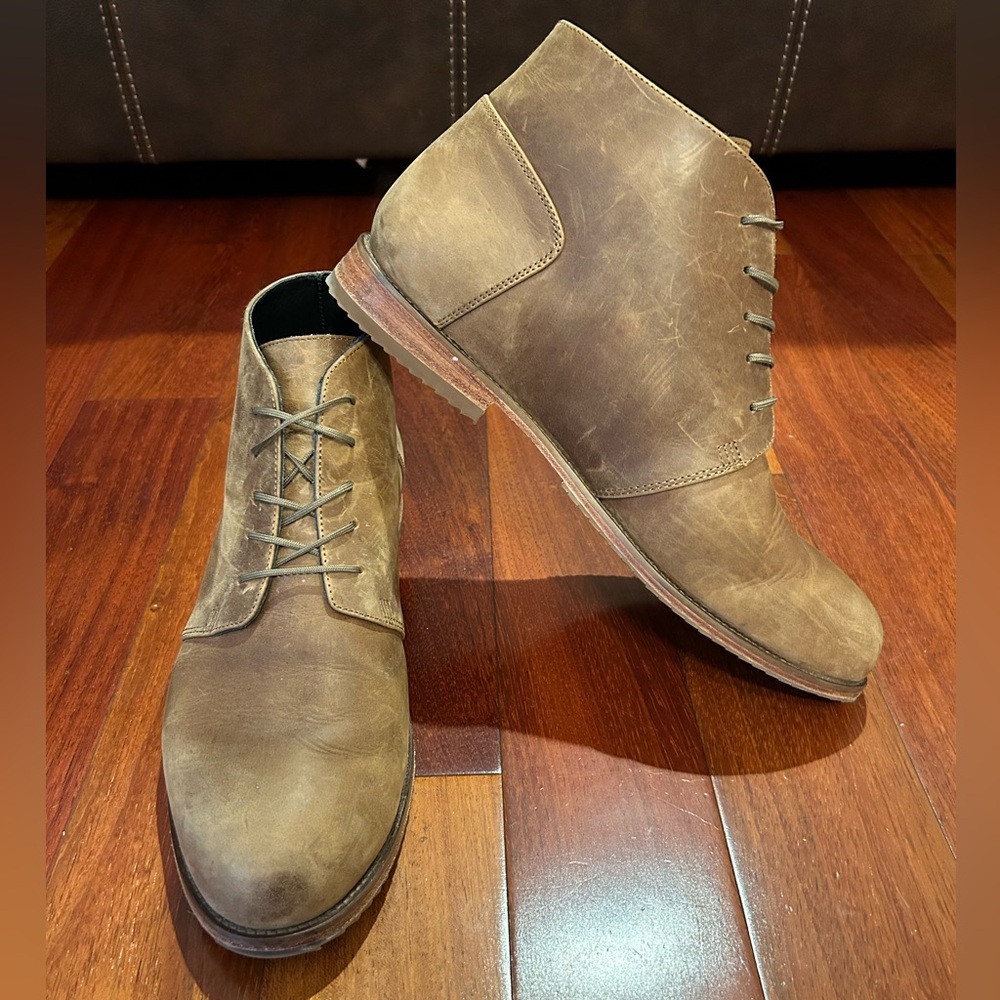 Nisolo Men’s Leather Chukka Boot - size 10.5